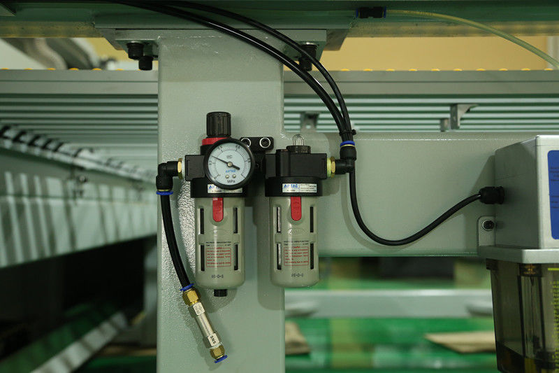 SD-1350 Gergaji Panel Elektronik CNC Akrilik  Gergaji Meja Akrilik Pengumpanan Otomatis Gergaji Pemotong Elektronik Akrilik untuk PMMA PS MS