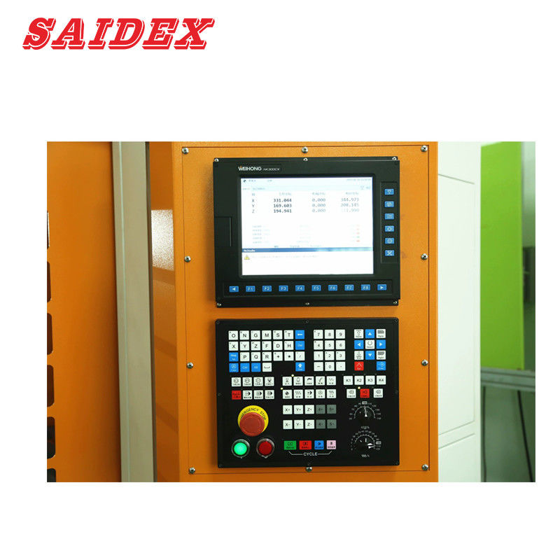 Kecepatan spindle 24000rpm SD650 3000kg Berat Mesin CNC akrilik dengan 400kg beban kerja maksimum Mesin polesan logam