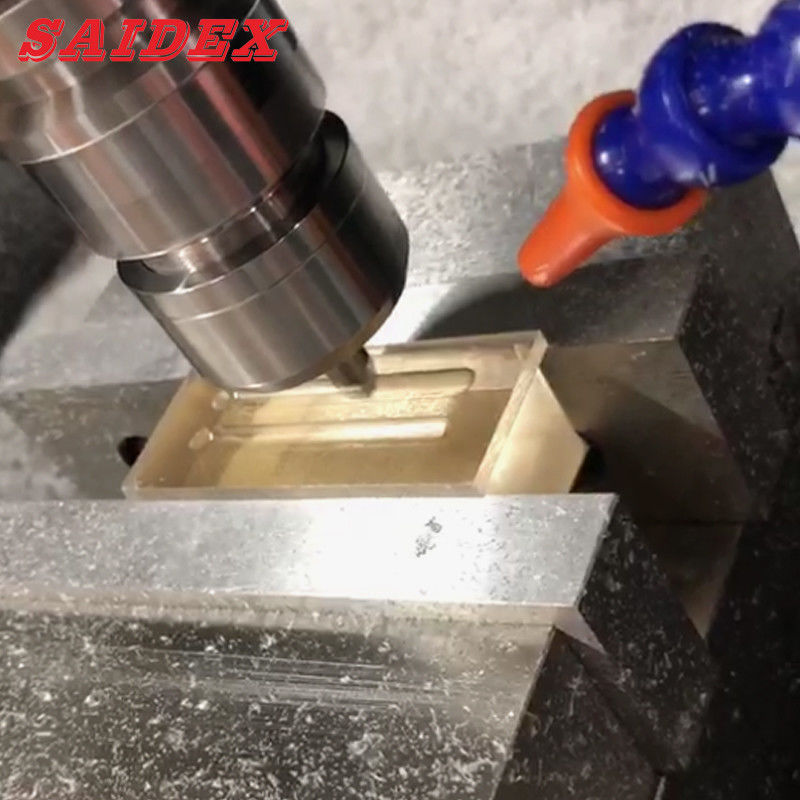 Mesin polishing berlian akrilik berbentuk khusus SD650 Mesin ukiran berkecepatan tinggi CNC Bagian perangkat keras alur lubang dalam