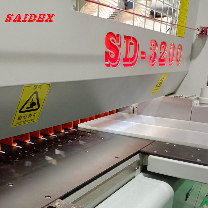 305-455mm Main Saw Blade Diameter Mesin Pemotong Papan Akrilik 11kw Motor Saw