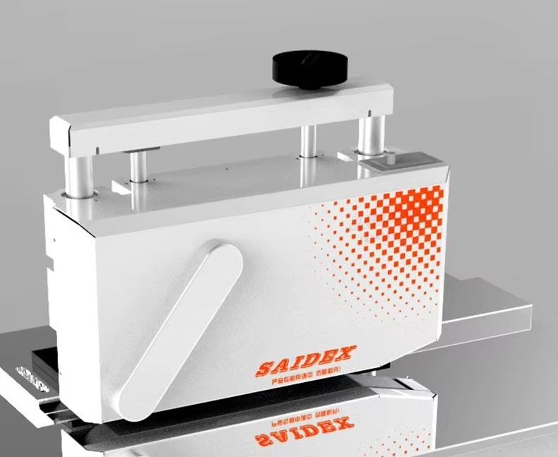 220V 50HZ/60HZ Akrilik R3 / R4 / R5 Mesin Penggilap dan Pemotong Sudut Bulat yang Bisa Diganti Mitre 45 Degree Bevelled Edge Chamfering Machine