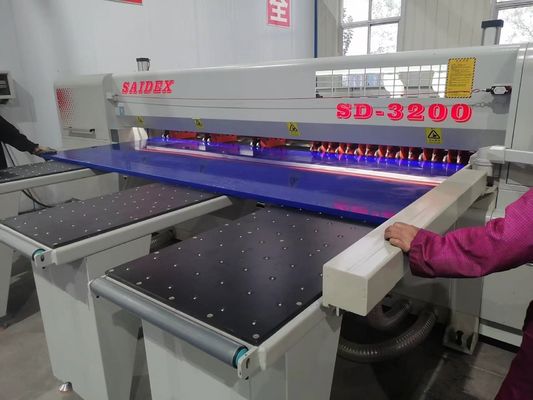 Akrilik Pemotongan Mesin Computer Beam Saw 6250x5735x1680mm 2.2KW Programmable Logic Control Peralatan pemesinan akrilik